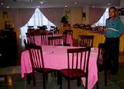 Trio Bandung Hotel Bagian luar foto