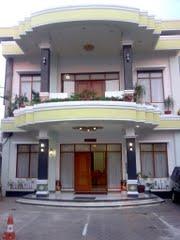 Trio Bandung Hotel Bagian luar foto